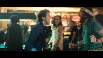 Publicidad RENAULT Sandero – Viví el momento (Viva la vida loca)