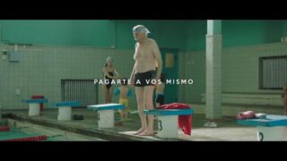 Publicidad RAPIPAGO – Ponete al dia con tu vida – Aprendiz (abuelo en la pileta)