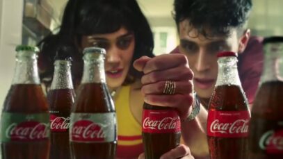 Publicidad COCA COLA – Pool boy (El chico que limpia la pileta)