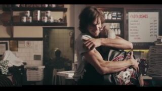 Publicidad AXE Signature – Tommy – Abrazador serial