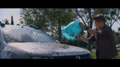 Publicidad RENAULT Duster – El motivador Duster – Llenale la trompa de bichos