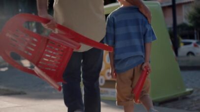 Spot GOBIERNO DE LA CIUDAD – Yo viviré – Reciclando plastico rojo
