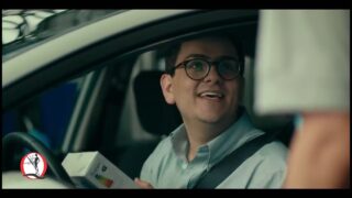 Publicidad YPF – Promo lamparitas LED – Vos me hace Eco Friendly !