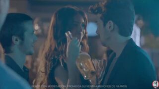 zaira nara new age 2013