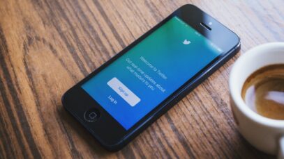 las otras redes que también apuestan por salas de conversación