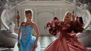 Anuncio JUST EAT: Christina Aguilera y Latto se Unen en