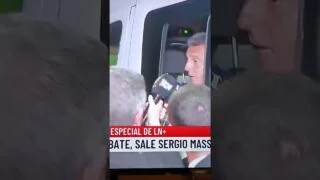 #Debate2023 – Periodista de LN+ corre a Massa para preguntarle