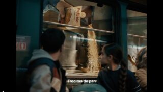 Subte + Milanesa + Felicitá = Publicidad ( de PREFERIDO