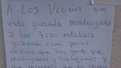 ¡Vecinos Fogosos Desatan Escándalo en el Edificio y alguien dejó
