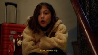 ¡NIÑA SE FUGA DE CASA! 😱 El anuncio de Pizza