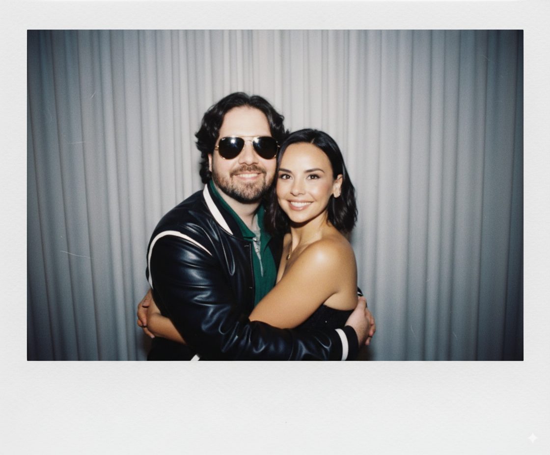Cómo crear imágenes de IA estilo Polaroid con Gemini y conseguir tu selfi con tu artista favorito 2 Cómo crear imágenes de IA estilo Polaroid con Gemini y conseguir tu selfi con tu artista favorito 1