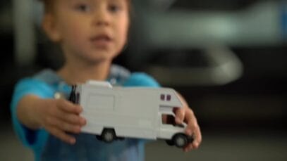 OCASIONPLUS explicado por peques (Anuncio 2025)
