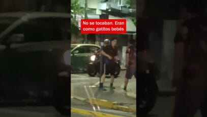 Karatecas cenando y… ¡pelea callejera en Once, Buenos Aires !