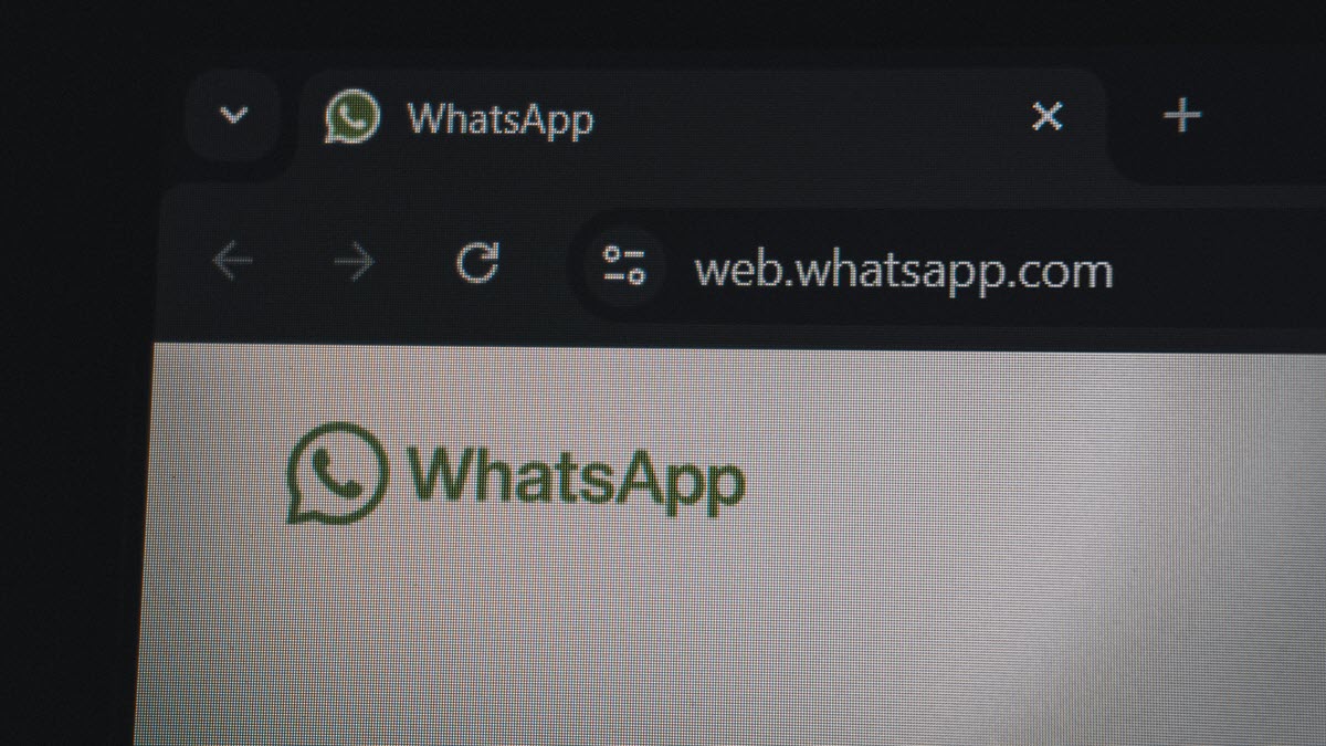 Cómo desvincular un dispositivo de WhatsApp Web con el móvil 2 Cómo comprobar si WhatsApp Web sigue abierto en otros dispositivos